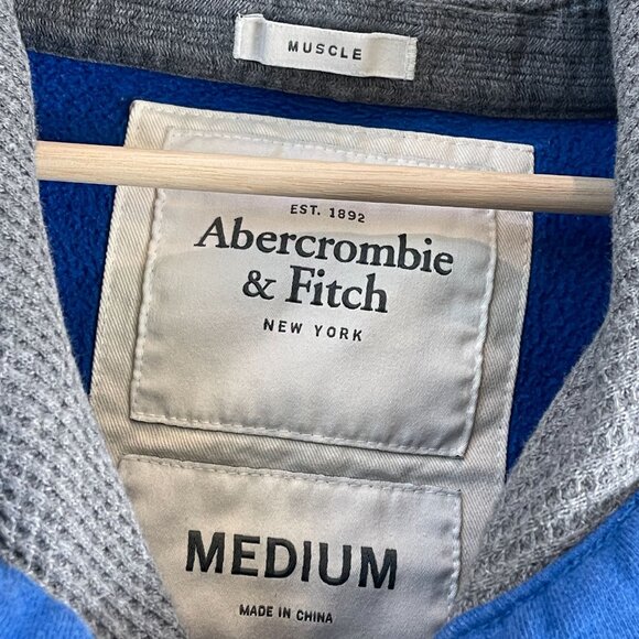 Vintage Y2K Abercrombie & Fitch Mens Medium Blue Muscle Hoodie Pullover - Picture 3 of 11